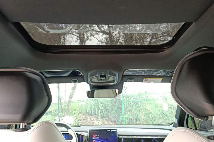 Used Geely Auto FX11 2023 1.5TD Leishen Hi·F Super Rui Headliner