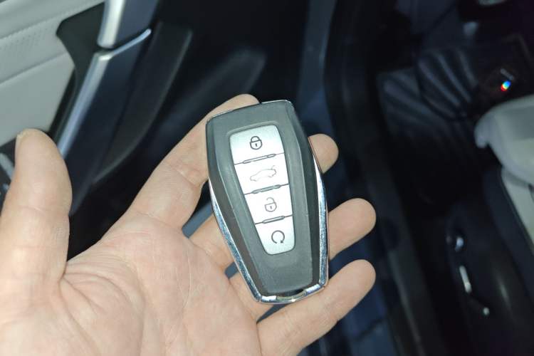 Used Geely Auto FX11 2023 1.5TD Leishen Hi·F Super Rui Interior 1