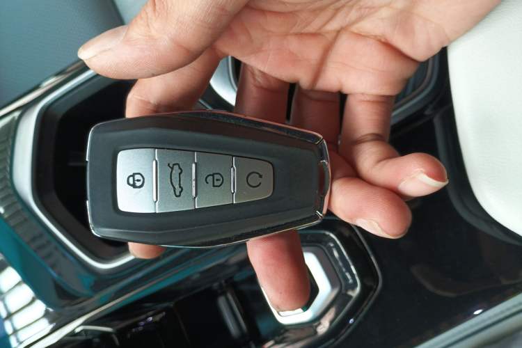 Used Geely Auto FX11 2023 1.5TD Leishen Hi·F Super Rui Interior 1