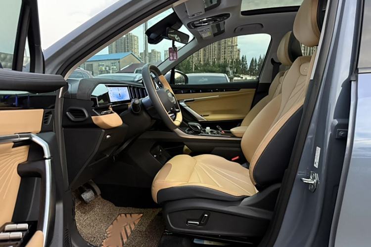 Used Geely Auto FX11 2023 2.0TD DCT Prestige Edition Interior 2