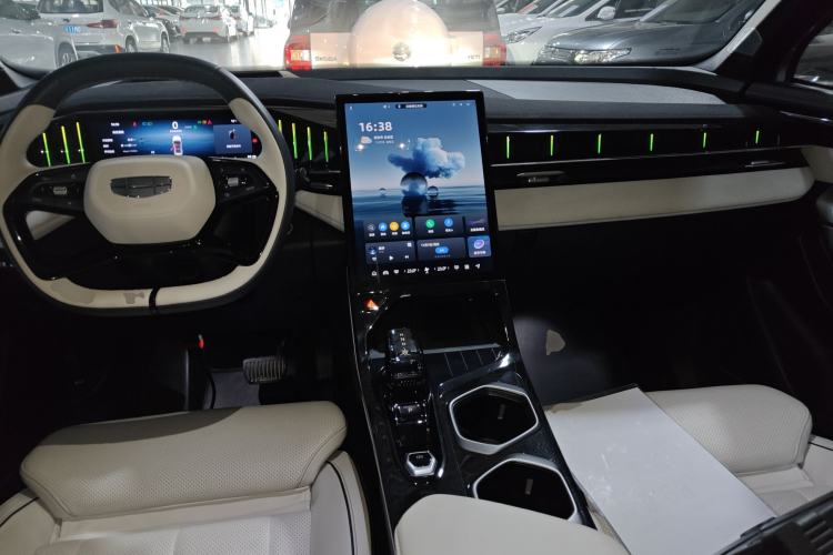 Used Geely Auto FX11 2023 1.5TD Leishen Hi·F Super Rui Interior 2