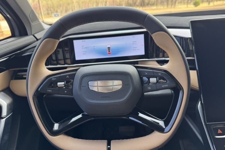 Used Geely Auto FX11 2023 1.5TD DCT Prestige Edition Interior 2