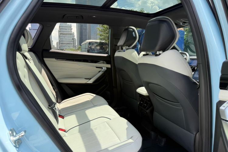 Used Geely Auto FX11 2023 1.5TD Leishen Hi·F Super Rui Interior 3