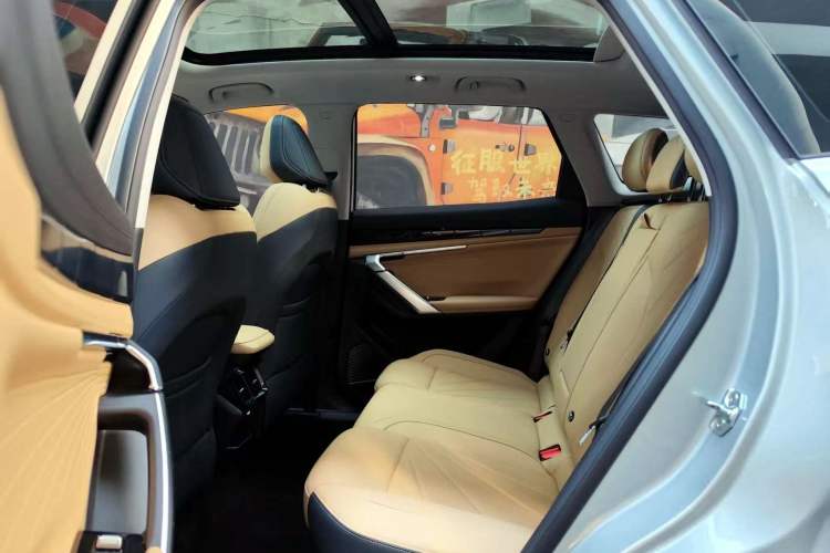 Used Geely Auto FX11 2023 1.5TD DCT Prestige Edition Interior 7