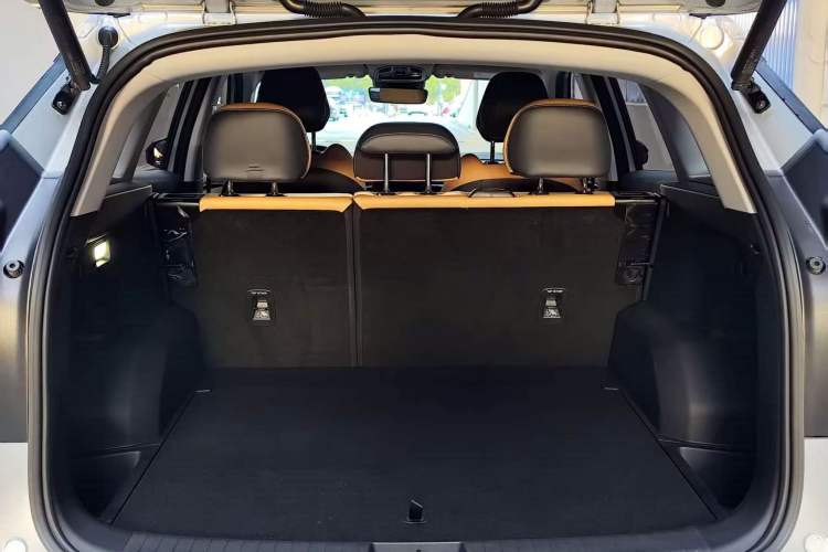Used Geely Auto FX11 2023 1.5TD DCT Prestige Edition Interior 8