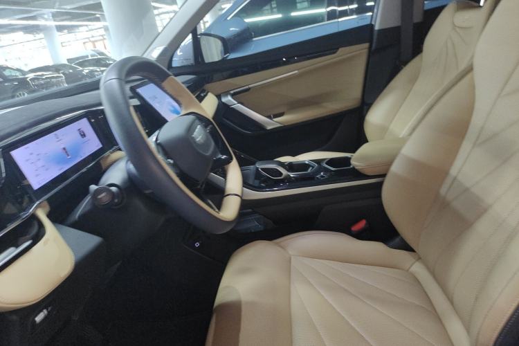 Used Geely Auto FX11 2023 1.5TD DCT Prestige Edition Left Front Seat