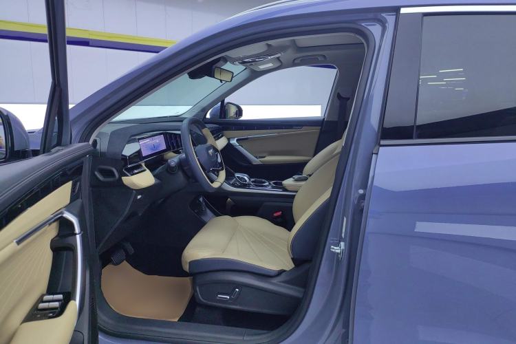 Used Geely Auto FX11 2023 1.5TD DCT Prestige Edition Left Front Seat