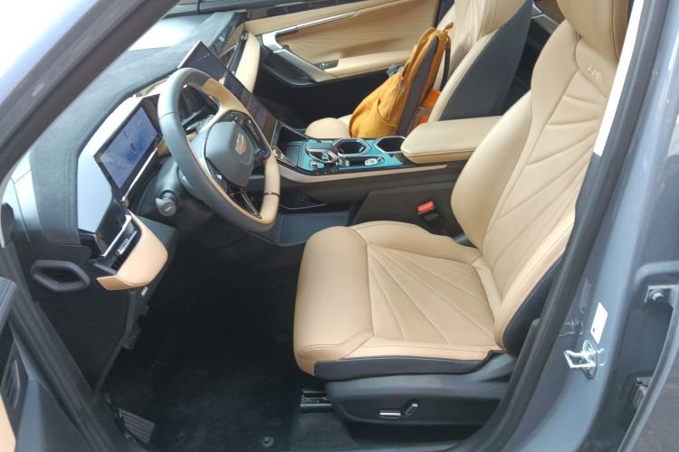 Used Geely Auto FX11 2023 1.5TD DCT Prestige Edition Left Front Seat