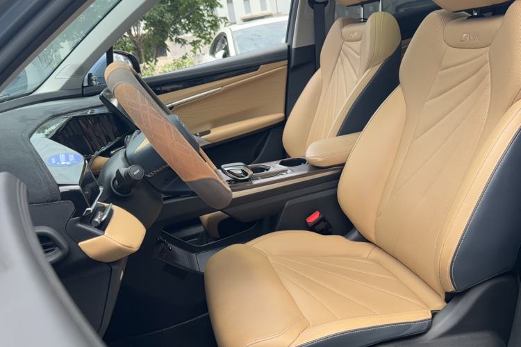 Used Geely Auto FX11 2023 1.5TD DCT Prestige Edition Left Front Seat