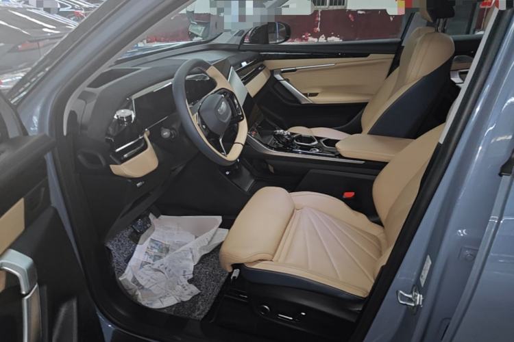 Used Geely Auto FX11 2023 2.0TD DCT Flagship Version Left Front Seat