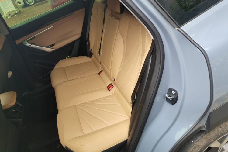 Used Geely Auto FX11 2023 1.5TD DCT Prestige Edition Left Rear Seat