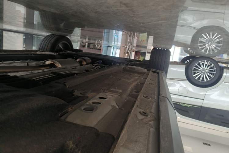 Used Geely Auto FX11 2023 1.5TD DCT Glory Edition Left Side Sill