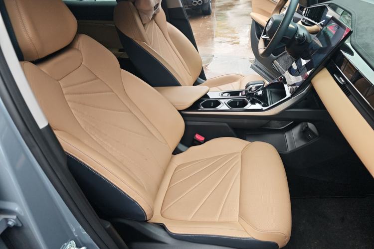 Used Geely Auto FX11 2023 1.5TD DCT Prestige Edition Right Front Seat