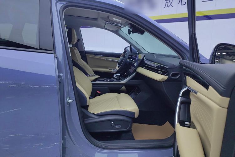 Used Geely Auto FX11 2023 1.5TD DCT Prestige Edition Right Front Seat