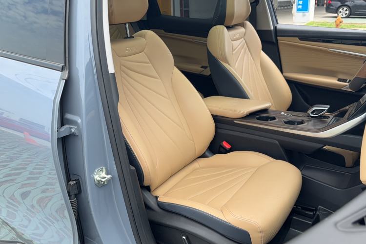Used Geely Auto FX11 2023 1.5TD DCT Prestige Edition Right Front Seat