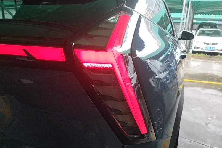 Used Geely Auto FX11 2023 1.5TD DCT Prestige Edition Right Rear Taillight