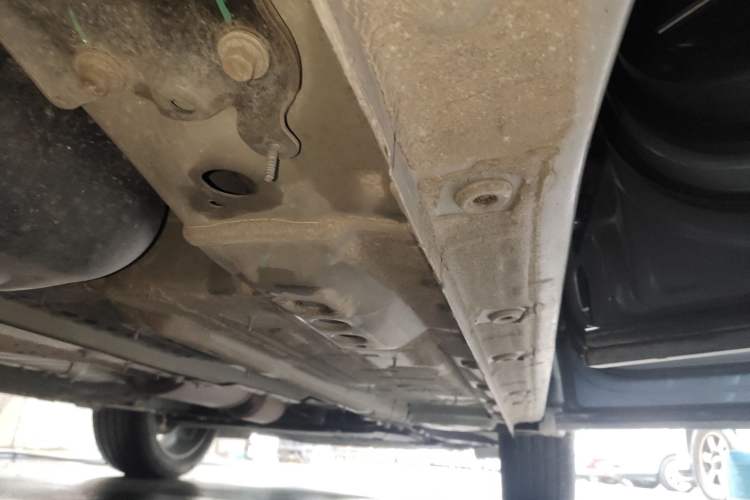 Used Geely Auto FX11 2023 2.0TD DCT Prestige Edition Right Side Sill