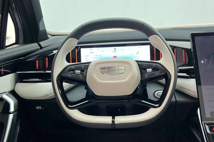 Used Geely Auto FX11 2023 1.5TD Leishen Hi·F Super Rui Steering Wheel