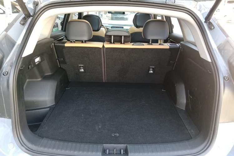 Used Geely Auto FX11 2023 1.5TD DCT Prestige Edition Trunk