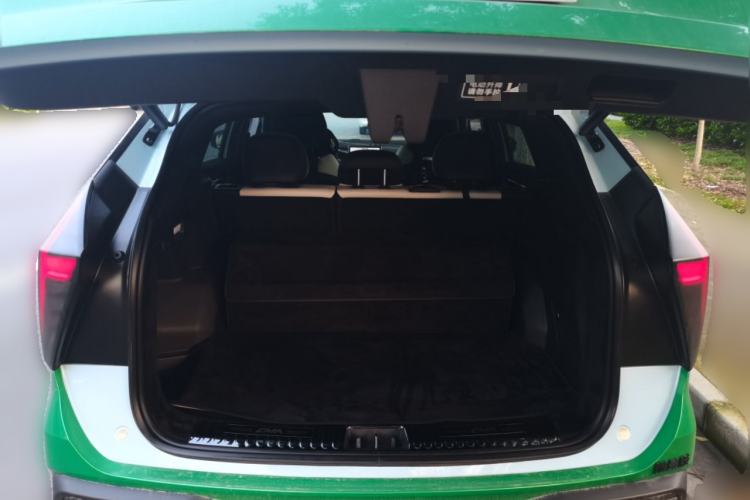 Used Geely Auto FX11 2023 1.5TD Leishen Hi·F Super Rui Trunk