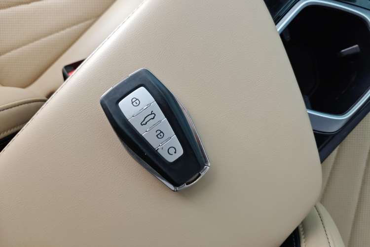 Used Geely Auto FX11 2023 2.0TD DCT Flagship Version Vehicle Key