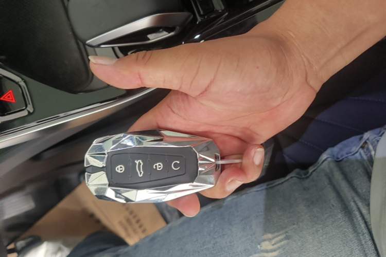 Used Geely Auto FX11 2023 1.5TD DCT Glory Edition Vehicle Key