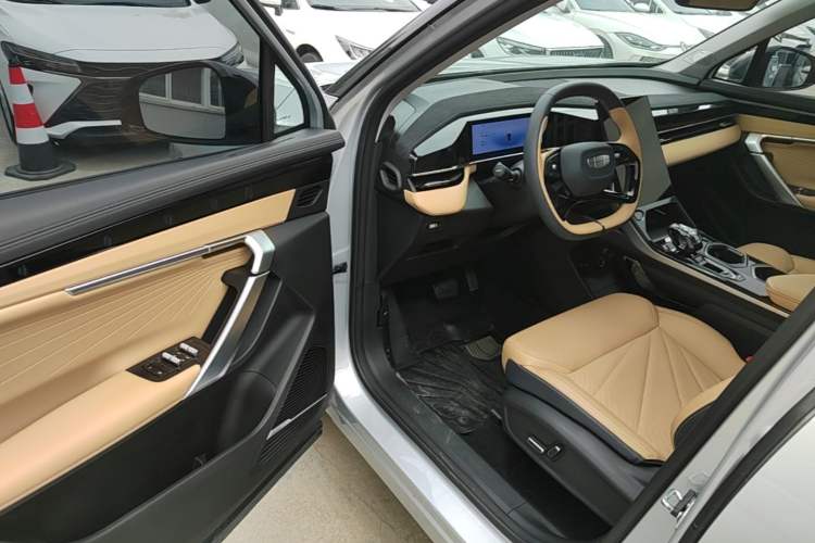 Used Geely Auto FX11 2023 1.5TD DCT Prestige Edition Driver Seat