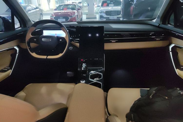 Used Geely Auto FX11 2023 1.5TD DCT Prestige Edition Center Console