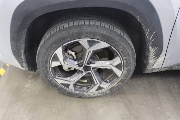 Used Geely Auto FX11 2023 1.5TD DCT Prestige Edition Exterior 2