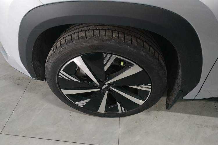 Used Geely Auto FX11 2023 1.5TD DCT Luxury Version Exterior 7