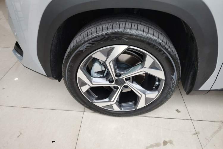 Used Geely Auto FX11 2023 1.5TD DCT Prestige Edition Exterior 7
