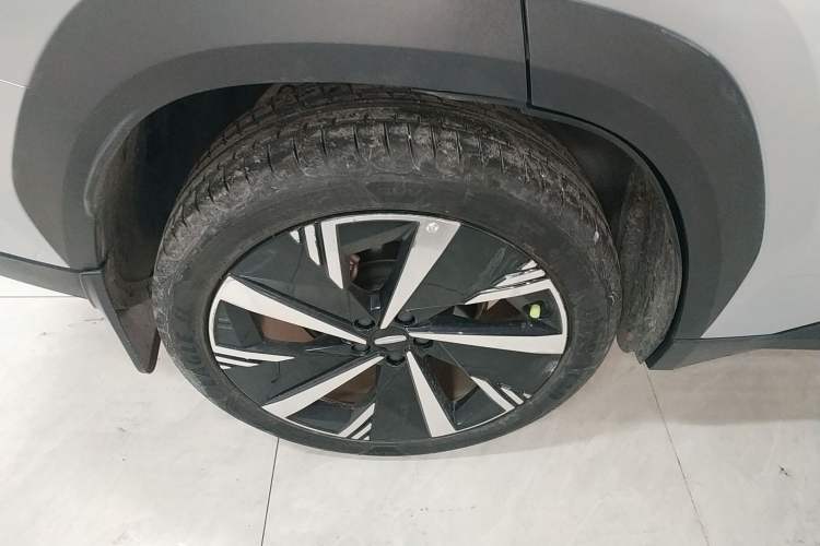 Used Geely Auto FX11 2023 1.5TD DCT Luxury Version Exterior 8
