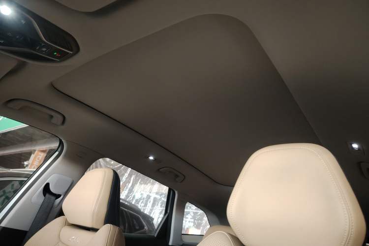 Used Geely Auto FX11 2023 1.5TD DCT Prestige Edition Headliner