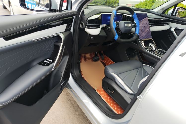 Used Geely Auto FX11 2023 1.5TD DCT Glory Edition Interior 2