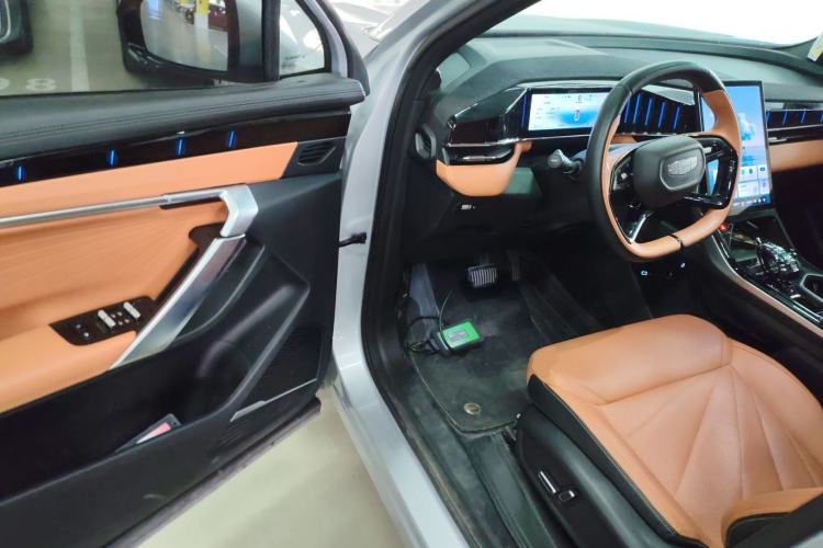 Used Geely Auto FX11 2023 1.5TD DCT Prestige Edition Interior 3