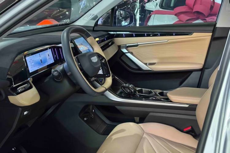 Used Geely Auto FX11 2023 1.5TD DCT Prestige Edition Interior 6