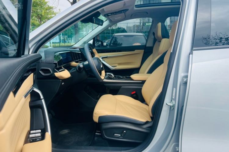 Used Geely Auto FX11 2023 1.5TD DCT Prestige Edition Interior 7