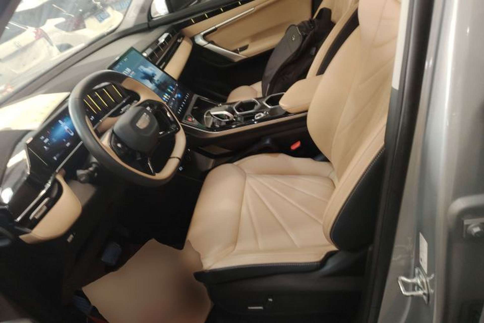 Used Geely Auto FX11 2023 1.5TD DCT Prestige Edition Left Front Seat