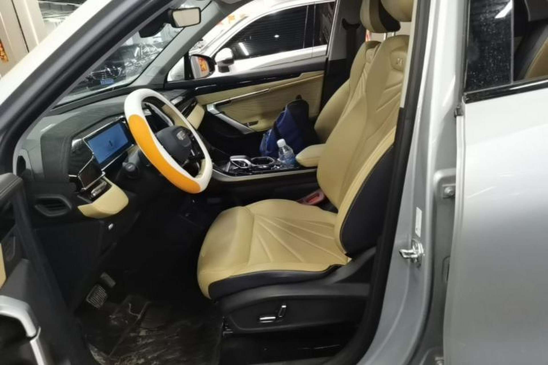 Used Geely Auto FX11 2023 1.5TD DCT Prestige Edition Left Front Seat