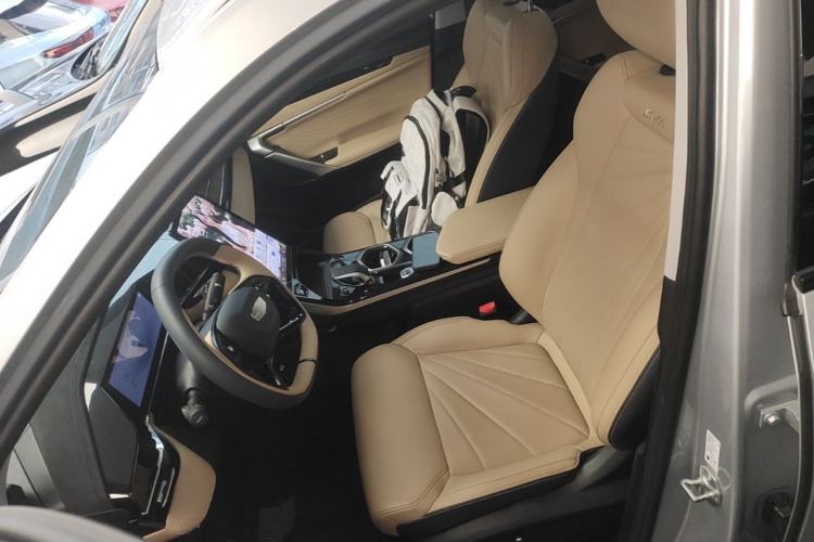 Used Geely Auto FX11 2023 2.0TD DCT Prestige Edition Left Front Seat