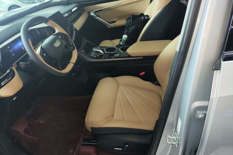 Used Geely Auto FX11 2023 1.5TD DCT Luxury Version Left Front Seat