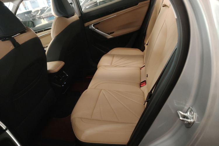 Used Geely Auto FX11 2023 1.5TD DCT Prestige Edition Left Rear Seat