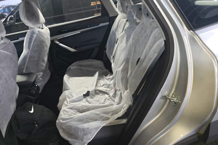 Used Geely Auto FX11 2023 1.5TD DCT Glory Edition Left Rear Seat