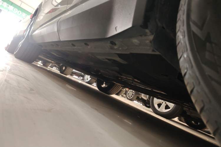 Used Geely Auto FX11 2023 1.5TD DCT Prestige Edition Left Side Sill