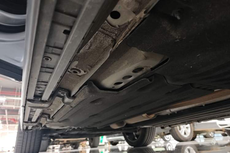 Used Geely Auto FX11 2023 2.0TD DCT Flagship Version Left Side Sill