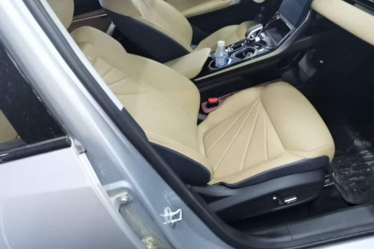 Used Geely Auto FX11 2023 1.5TD DCT Prestige Edition Right Front Seat