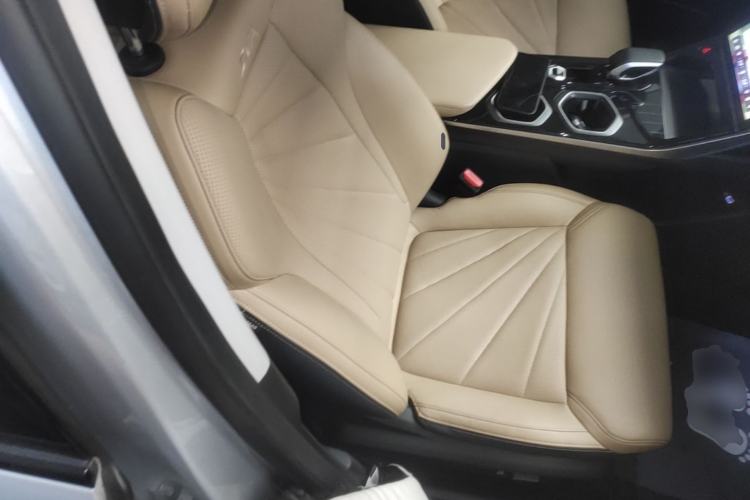 Used Geely Auto FX11 2023 2.0TD DCT Prestige Edition Right Front Seat