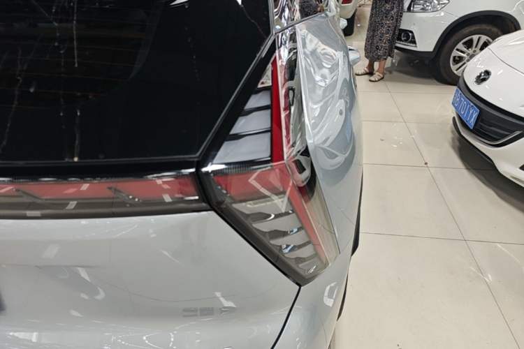 Used Geely Auto FX11 2023 2.0TD DCT Flagship Version Right Rear Taillight