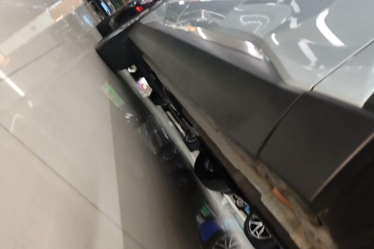 Used Geely Auto FX11 2023 1.5TD DCT Luxury Version Right Side Sill