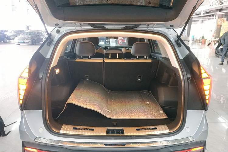 Used Geely Auto FX11 2023 1.5TD DCT Luxury Version Trunk
